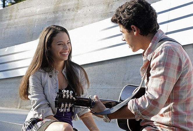 Tapeta filmu Camp Rock 2: Velký koncert /  ()