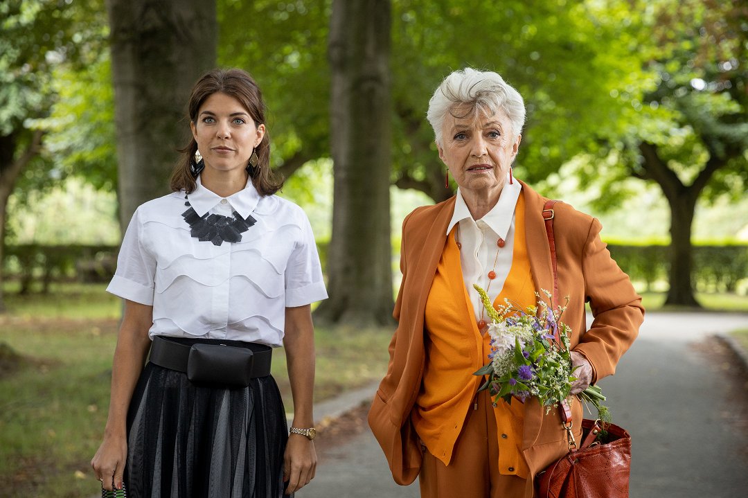 Tapeta filmu Ein Sommer in Antwerpen /  ()