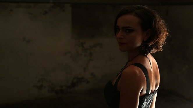 Tapeta filmu Isabel / ()