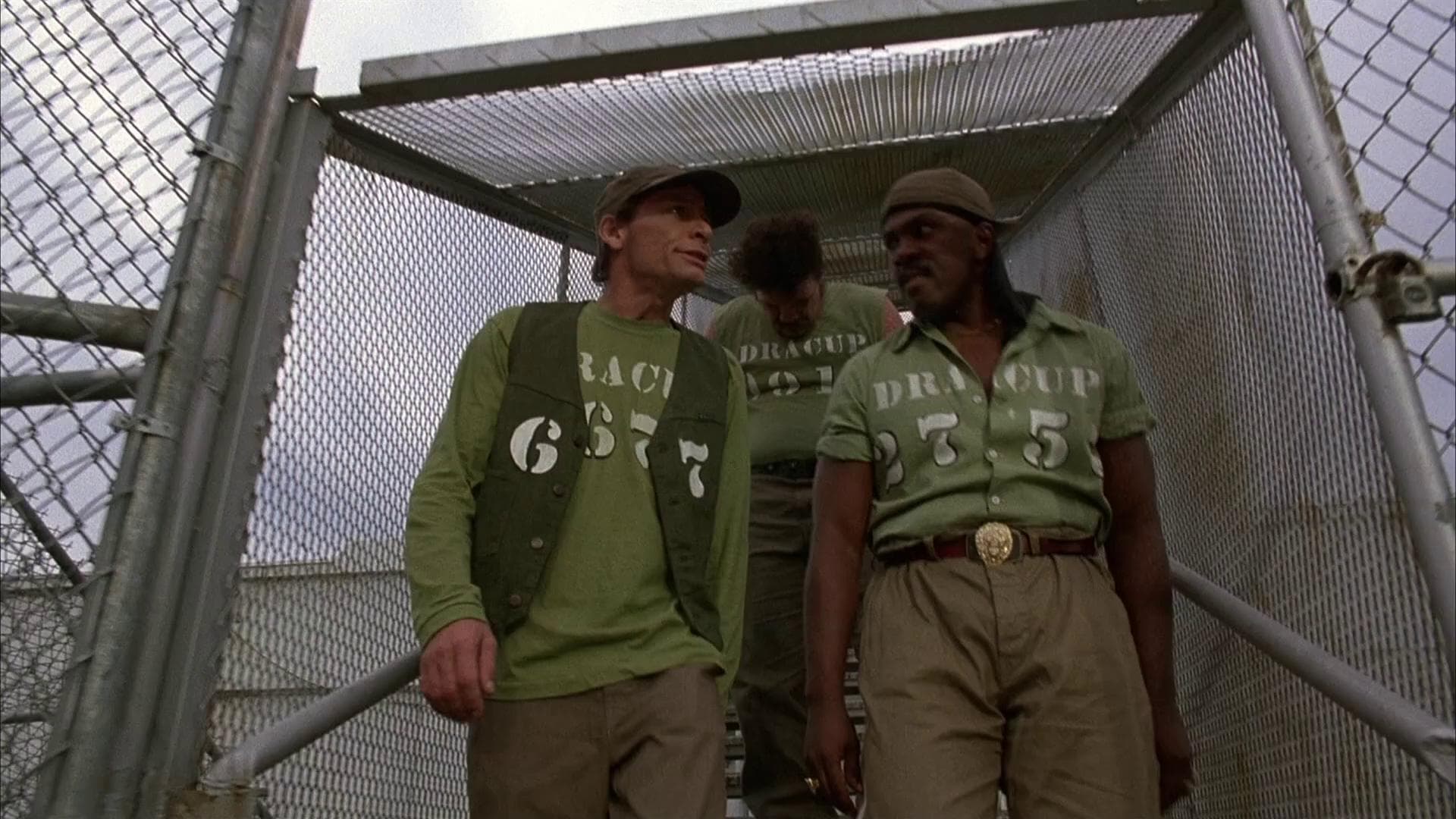 Tapeta filmu Ernest ve vězení / Ernest Goes to Jail (1990)