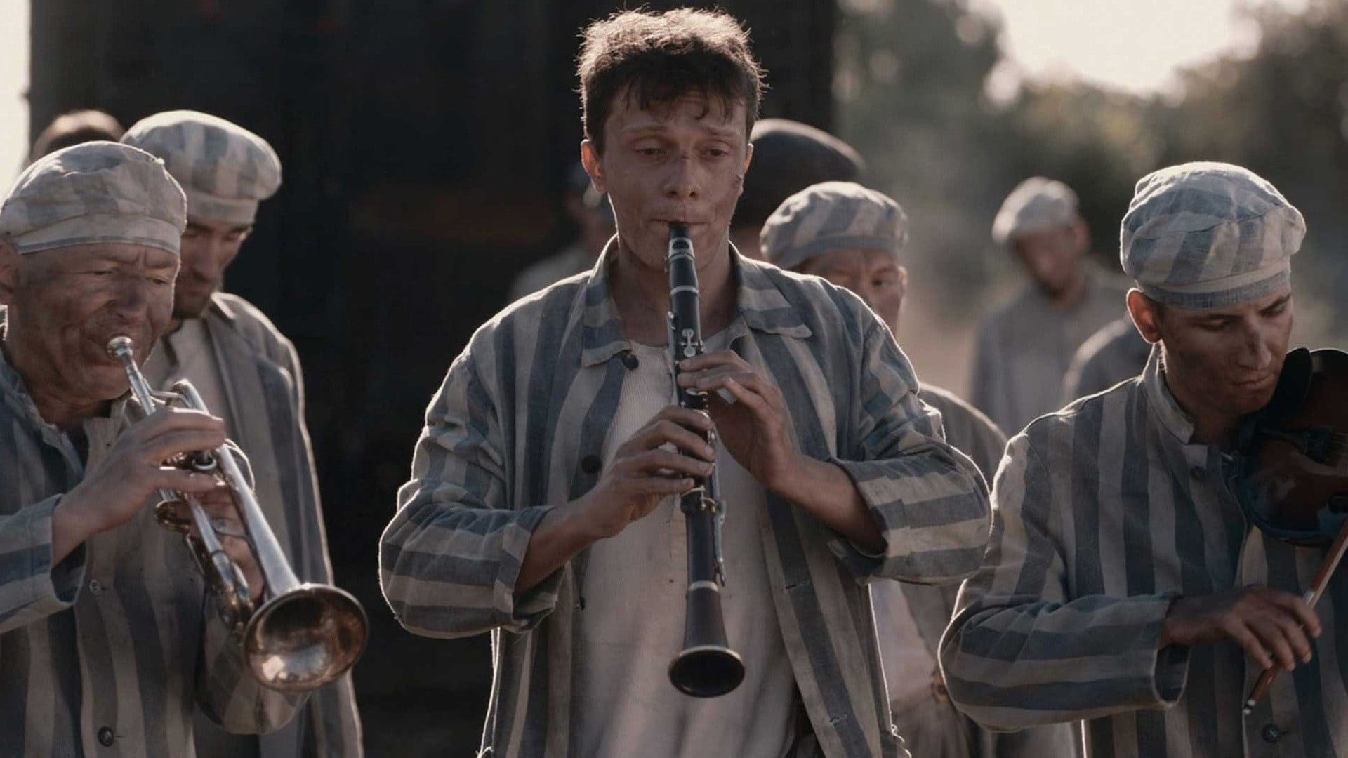 Tapeta filmu Terezín: Láska za zdí / Terezín (2023)