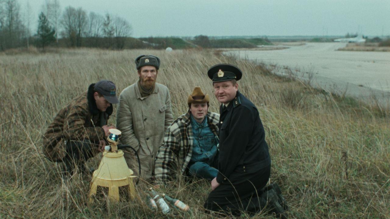 Tapeta filmu Svéráz národního lovu / Peculiarities of the National Hunt (1995)