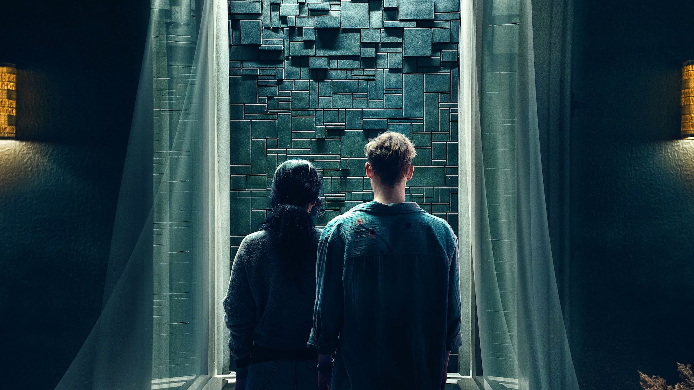 Tapeta filmu Cihla / Brick (2025)