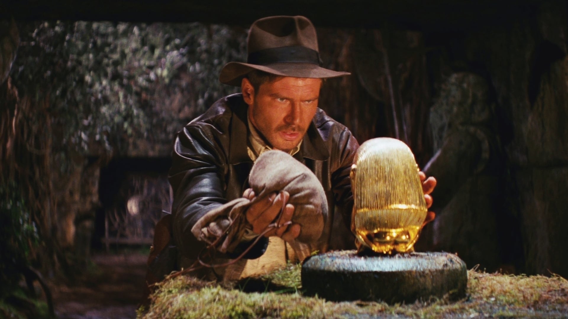 Tapeta filmu Dobyvatelé ztracené archy / Indiana Jones and the Raiders of the Lost Ark (1981)