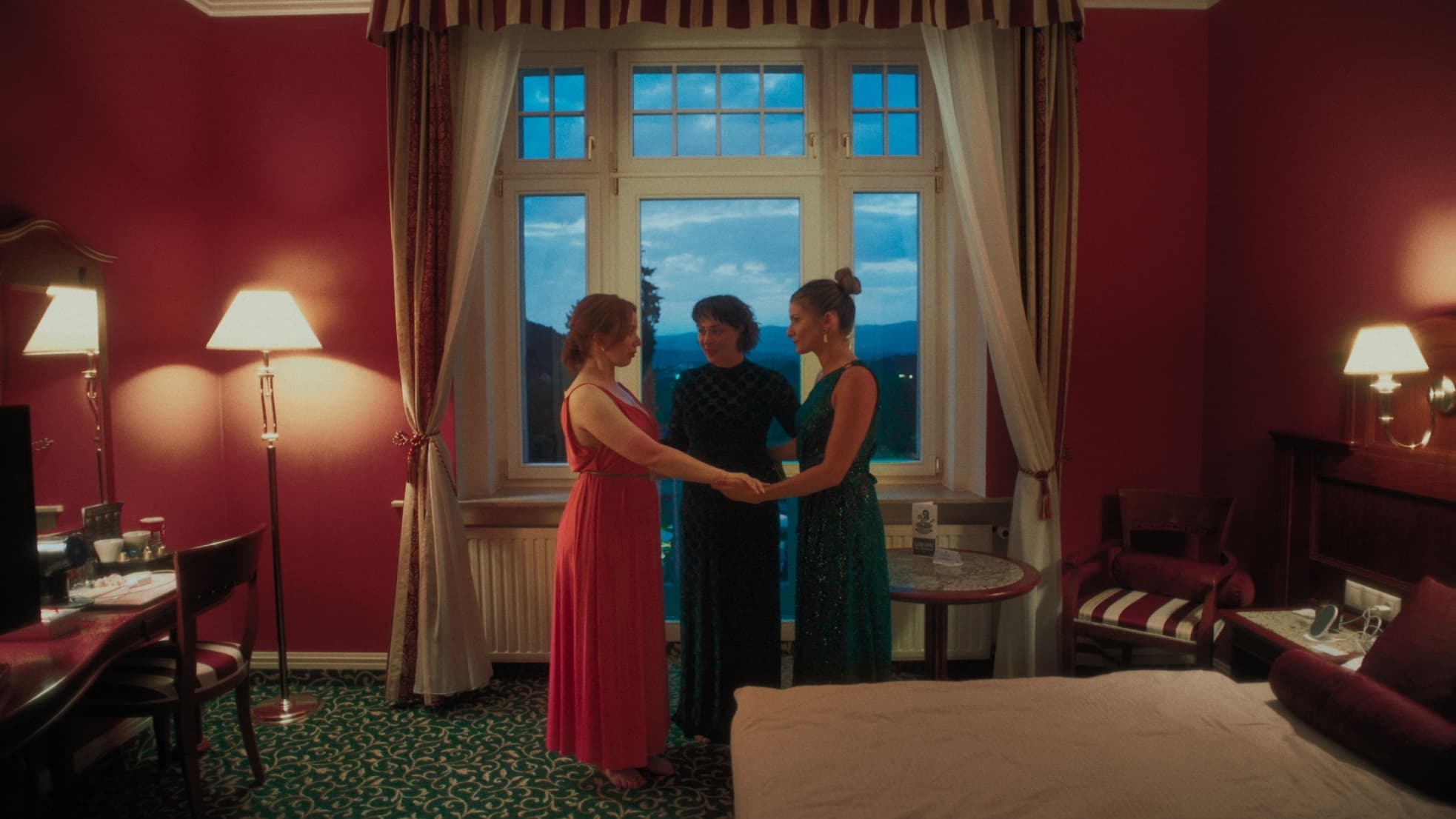 Tapeta filmu Hello, Welcome / Hello, Welcome (2024)