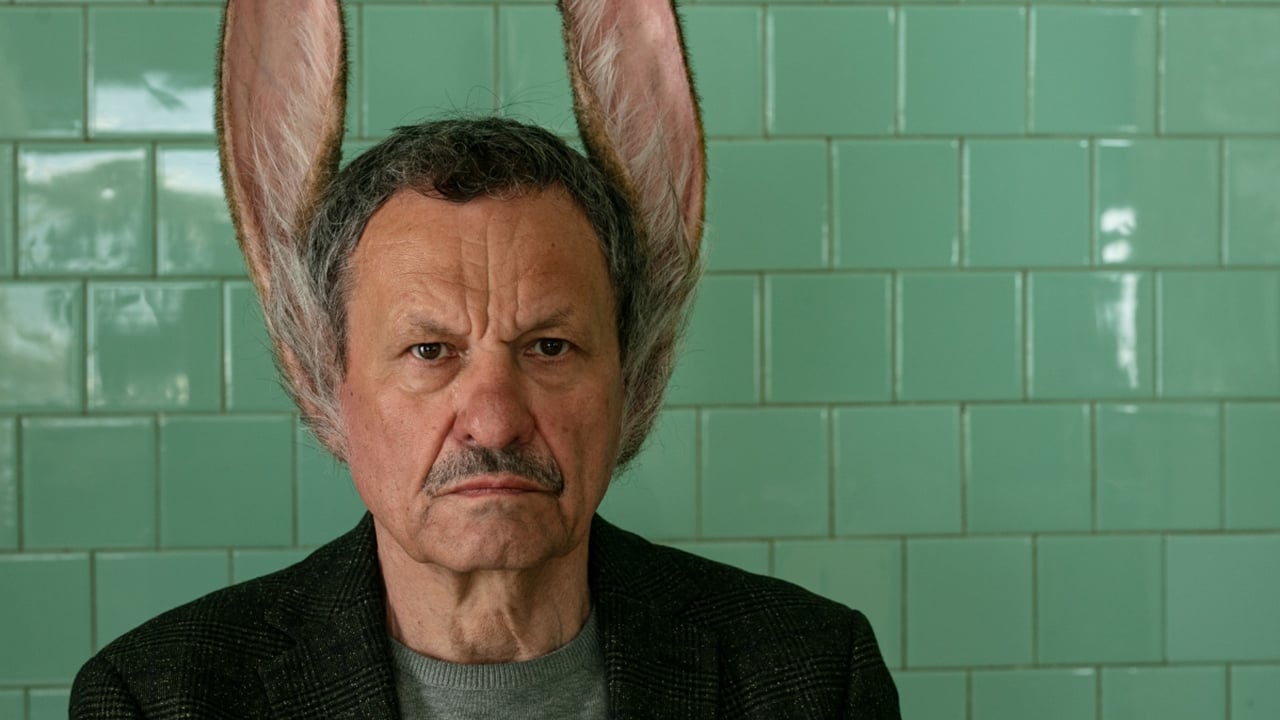 Tapeta filmu Muž se zaječíma ušima / The Man with Hare Ears (2020)