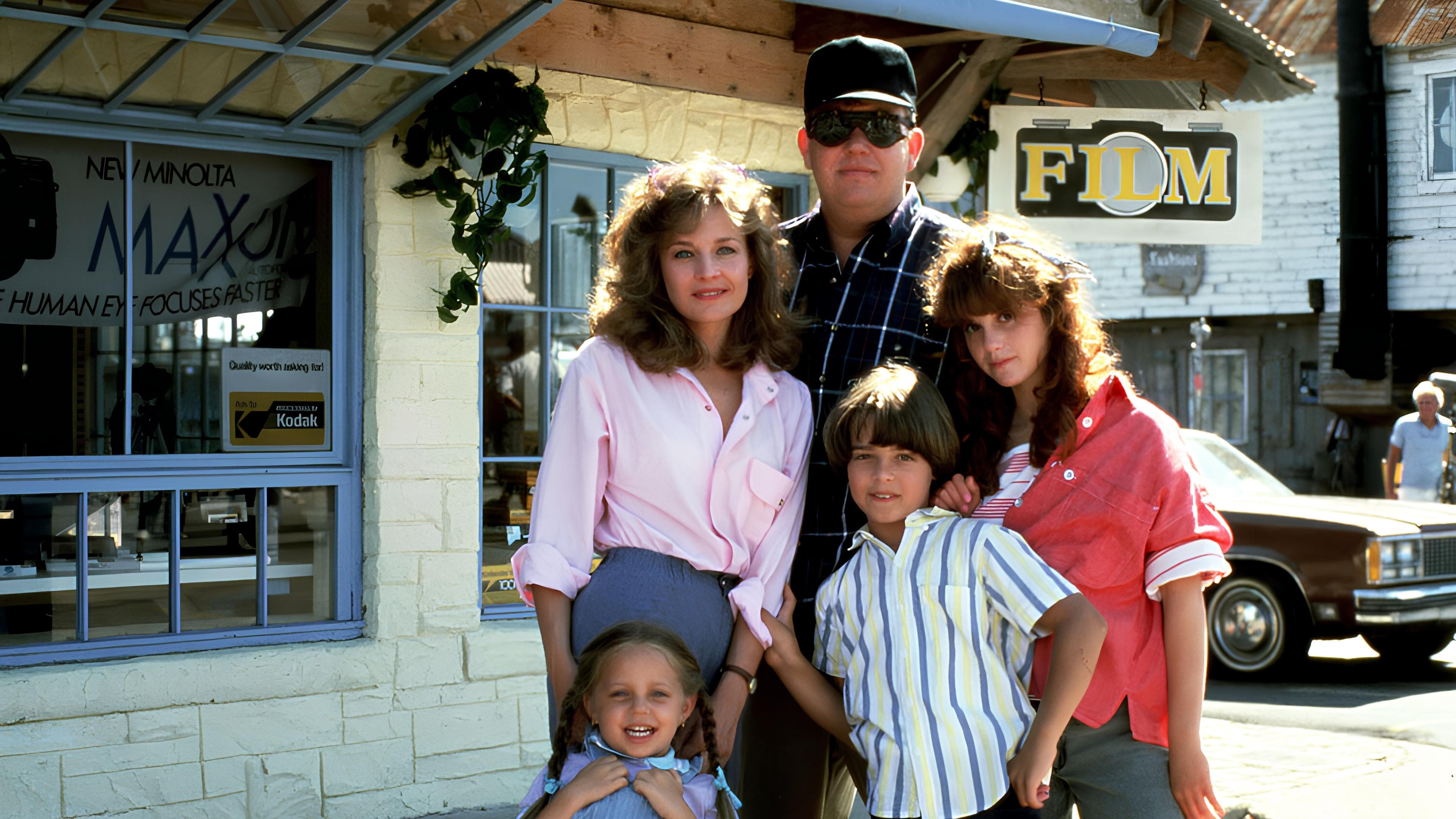 Tapeta filmu Vydařená dovolená / Summer Rental (1985)