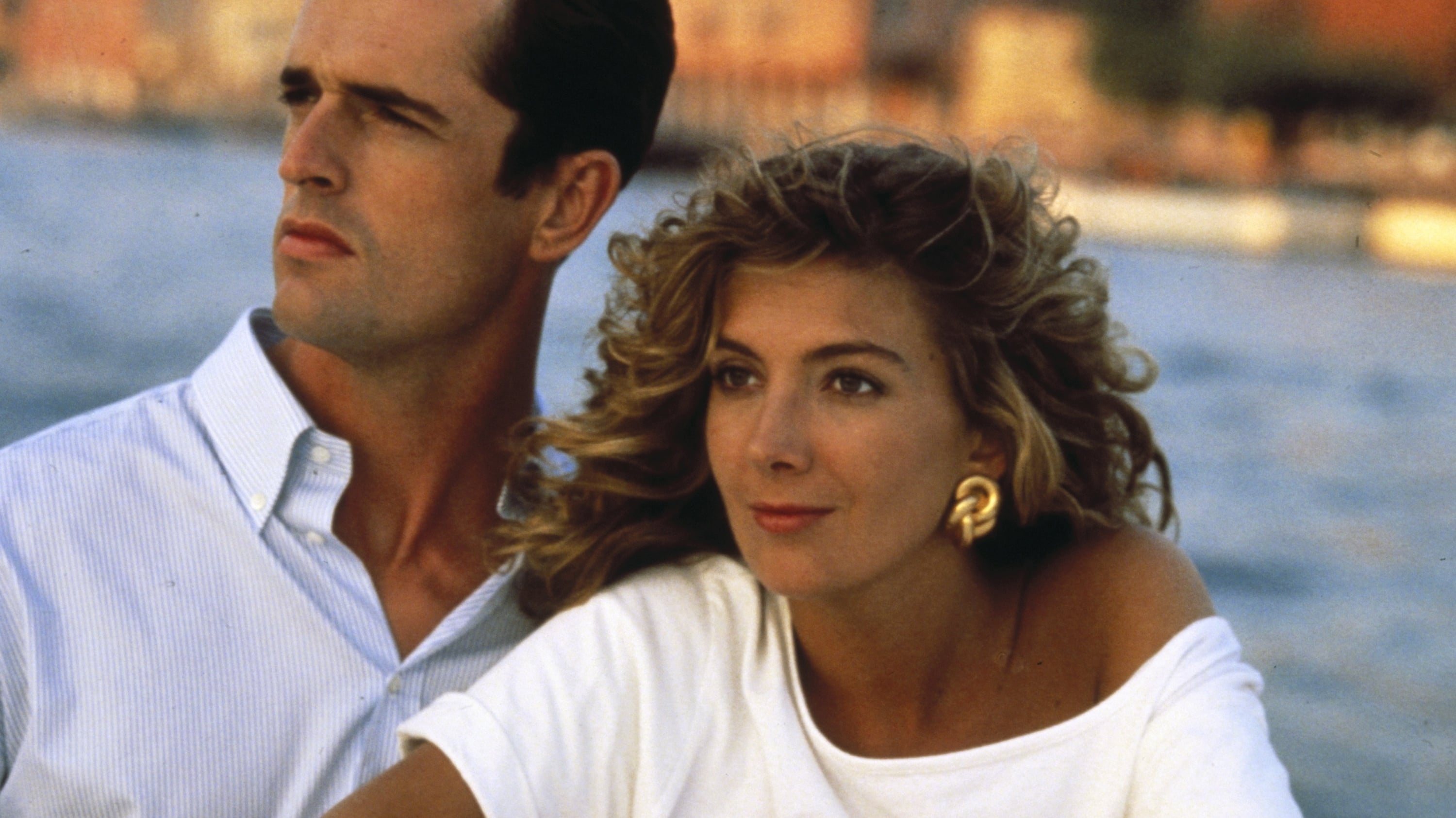 Tapeta filmu Podivná pohostinnost / The Comfort of Strangers (1990)