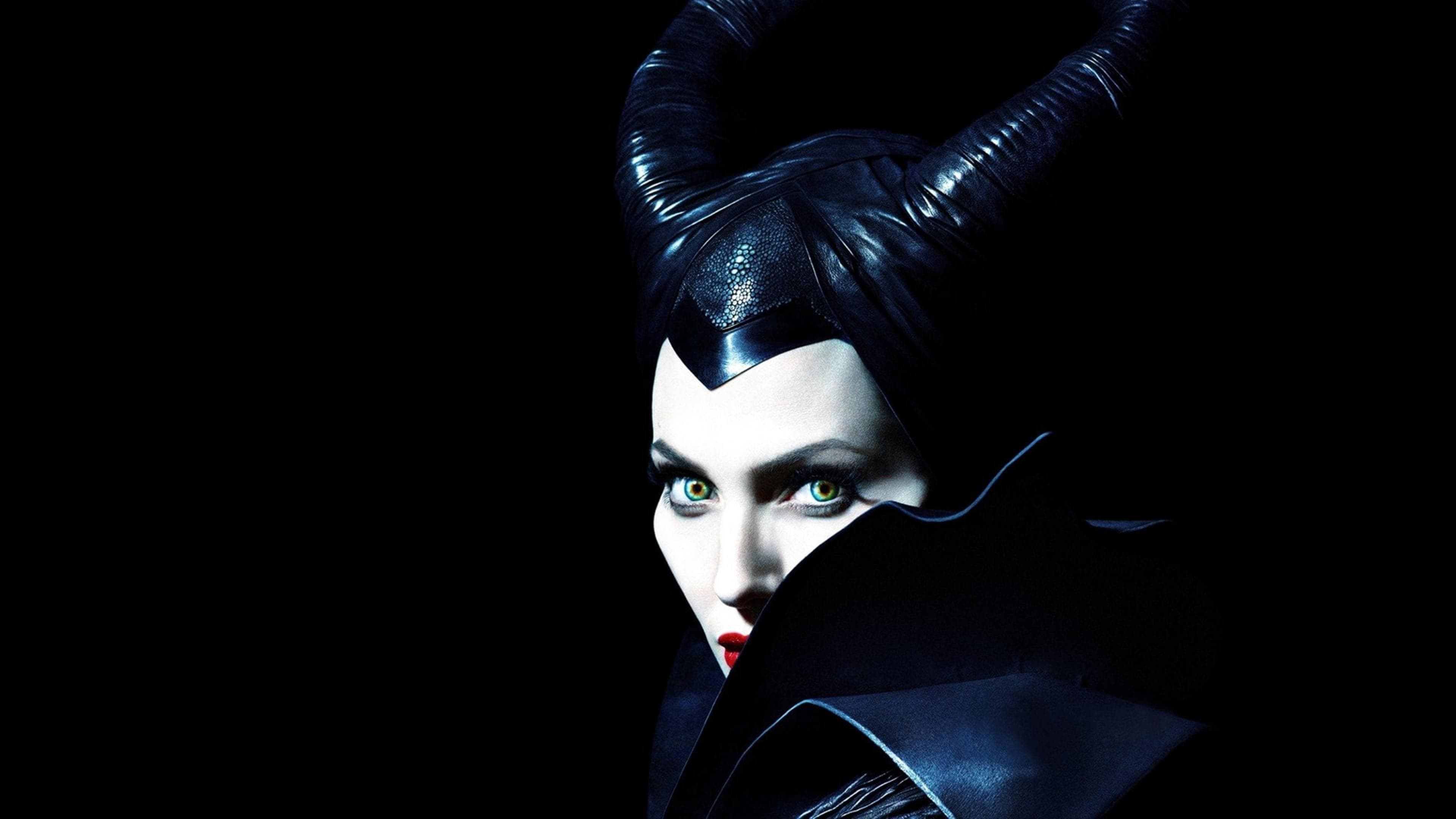 Tapeta filmu Zloba – Královna černé magie / Maleficent (2014)