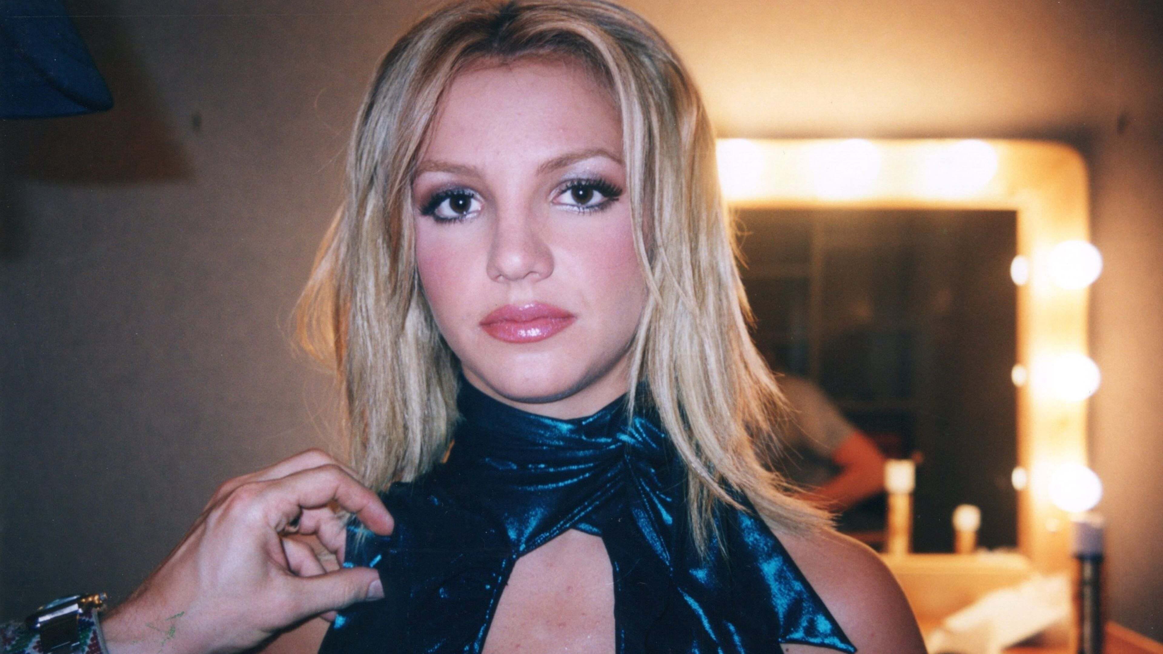 Tapeta filmu Osvoboďte Britney Spears /  ()