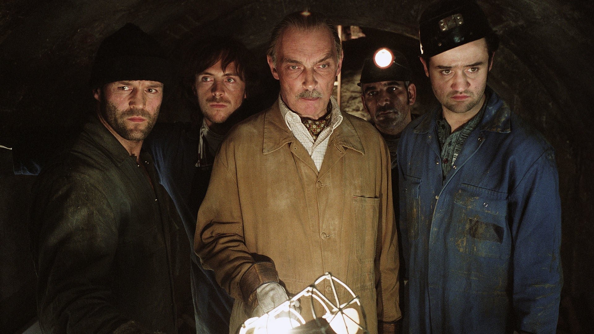 Tapeta filmu Čistá práce / The Bank Job (2008)
