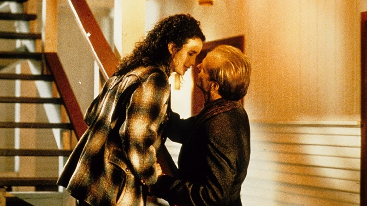Tapeta filmu Michael / Michael (1996)
