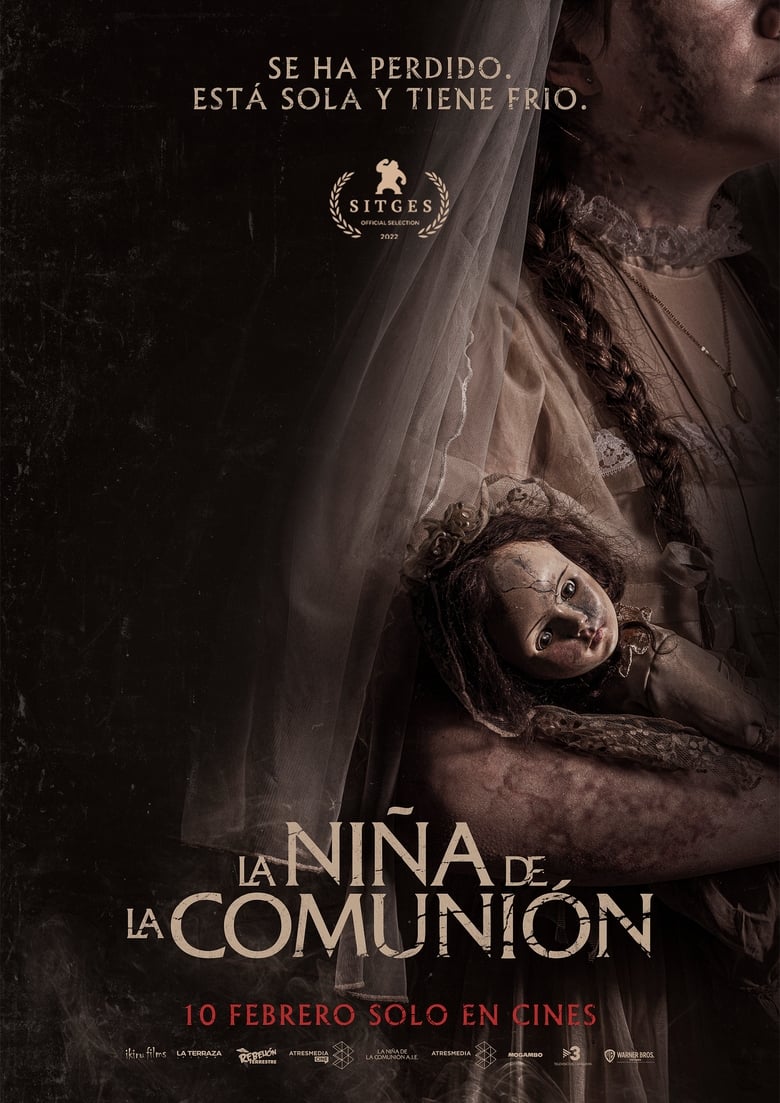 Plakát pro film “La niña de la comunión”